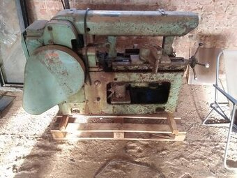 Strojní rámová pila