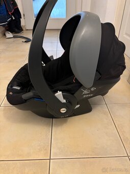 Autosedačka vajíčko BeSafe iZi Go0-13kg