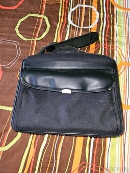 Brašna na notebook značky Dicota