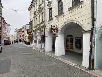 Prodej nebytových prostor v přízemí - Krajinská ul., centrum