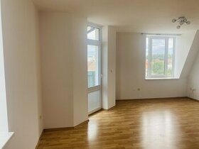 Prodej bytu 3+kk s balkonem v centru Břeclavi, 90 m2