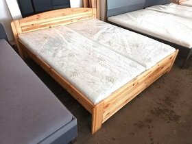 Masivní manželská postel borovice - 1