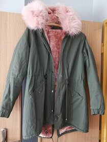 Kabát zimní s růžovým kožíškem