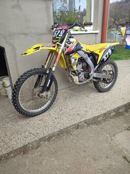 Suzuki rmz 250