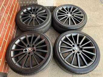 Alu 18" 5x112 škoda Turini Black Mat O3 letní pneu