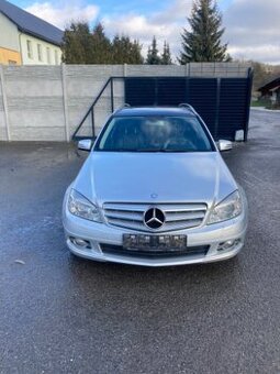 Mercedes třídy C w204 - díly z vozu