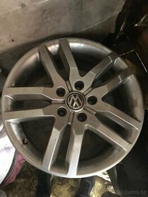 R18 5x112 touareg