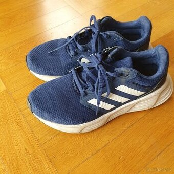 Tenisky Adidas vel. 42 2/3