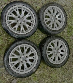 Letni Kola Audi VW Škoda 235/45 R17 5x112 ET45