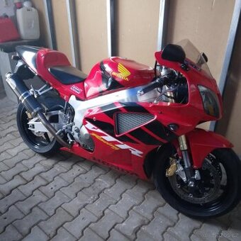 Prodám HONDU VTR 1000 SP1 - 1