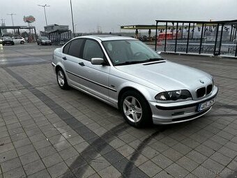 Řada 3, BMW e46, 316I sedan