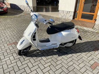 Vespa GTS super 125 - 1