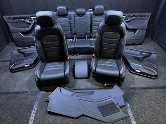 VW Touareg III CR7 kuzeny interier sedacky