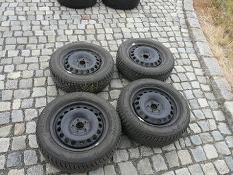 ZIMNÍ PNEU + DISKY ŠKODA 15" SEAT VW 185/65R15