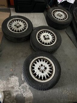 Bmw e30 kanaldekly R14