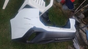 LEVNĚ Peugeot 308 P5 t10 3 lll nárazník držák