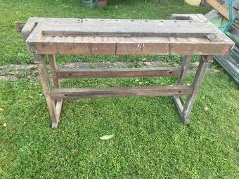 Truhlářský ponk- hoblice