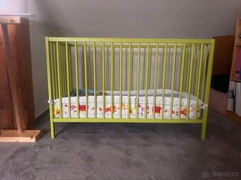 Dětská postýlka IKEA + matrace a mantinel