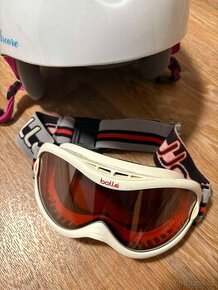 Dámská (dívčí) lyžařská přilba