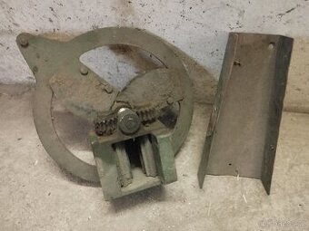 Řezačka kopřiv a píce ruční