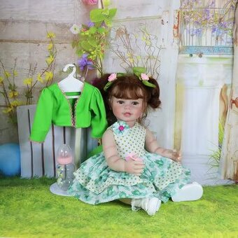 Realistická Reborn panenka zelená princezna