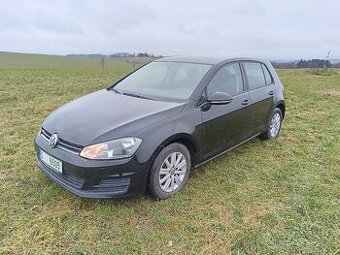 Golf VII 1.2 TSI 77kw ALU výhřev sedaček tempomat top