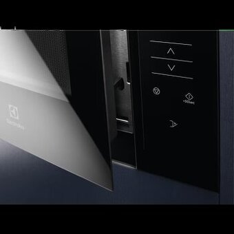 Mikrovlnná trouba Electrolux KMFE172TEX