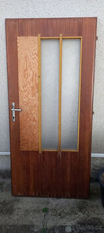 Vchodové dveře