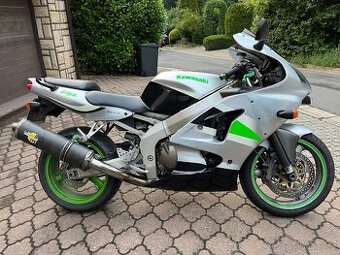 KAWASAKI - NINJA ZX-6R