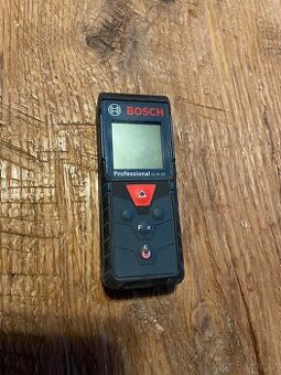 Bosch laserový dálkoměr – funkční
