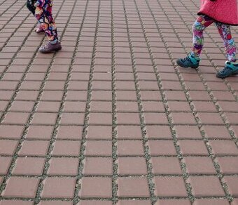 Vsakovací zámková dlažba DORA