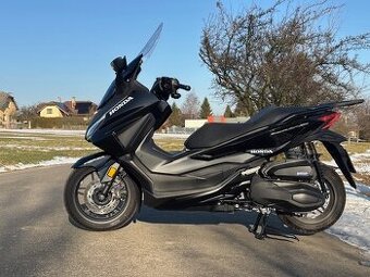 Honda Forza 350 Smart Top Box