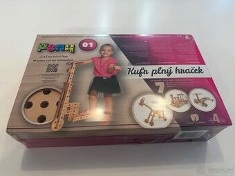 Dřevěná stavebnice Pony 01 - kufr plný hraček