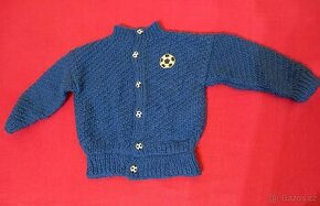 Svetr modrý se stojáčkem na věk 2-3let, ručně pletený