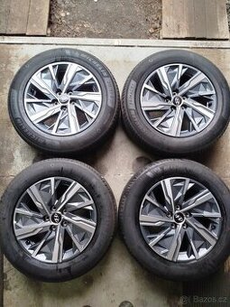 ALU Hyundai Tucson 5x114,3 215/65 R17 103V