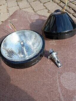 predne kovove LED svetla ZETOR