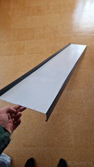 Parapety tažený hliník