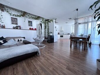 Pronájem manažerského bytu 3+kk, 126m2 s terasou, Pardubice-