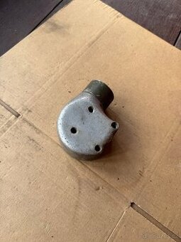 Harley-Davidson WL - příruba karburátoru