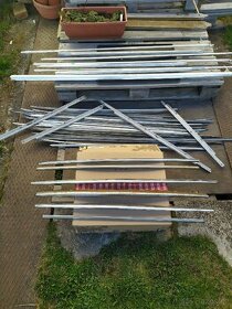 škoda 1000 MB MBX 1100 MBG lišta předního čela