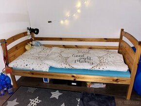 Dětská postel, masiv, 180 x 80 2ks, možnost na sebe