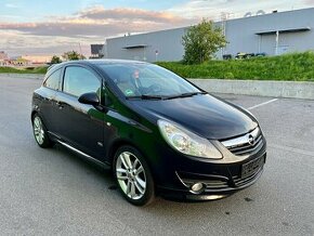 Opel Corsa OPC Line 1.4 66 kw r.v 2009/12