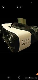 Samsung Gear VR powered by oculus - 1