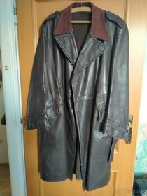 Starý vojenský kožený kabát - 1