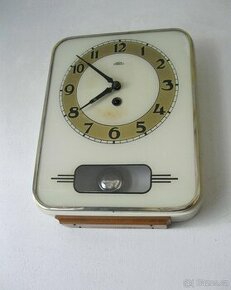 Kuchyňské hodiny zn: PRIM z roku 1957