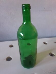 Prodam sklenene laheve na vino, objem 1l, kus 600