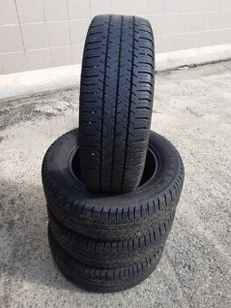 215/65/16C Michelin Agilis sada