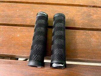 Nové gripy MTB