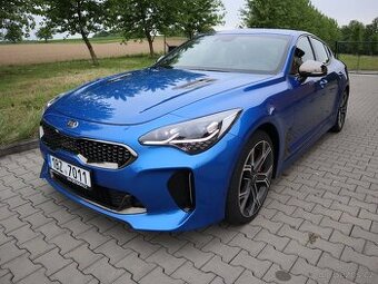 Kia Stinger 3.3 TGDI V6 272 kW 4WD GT-Line r.5/2018 Původ ČR