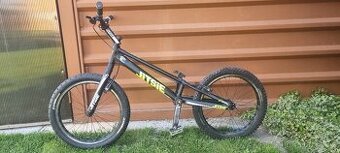 Trialové kolo Jitsie Varial 20" - 1